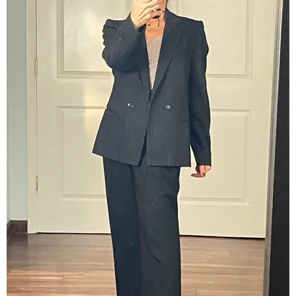 Vintage 100% Wool Pinstriped jacket blazer size 8 - Picture 4 of 13